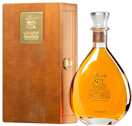 "Selezione del Fondatore Paolo Berta" Grappa invecchiata 2005 <br>en boîte originale en bois